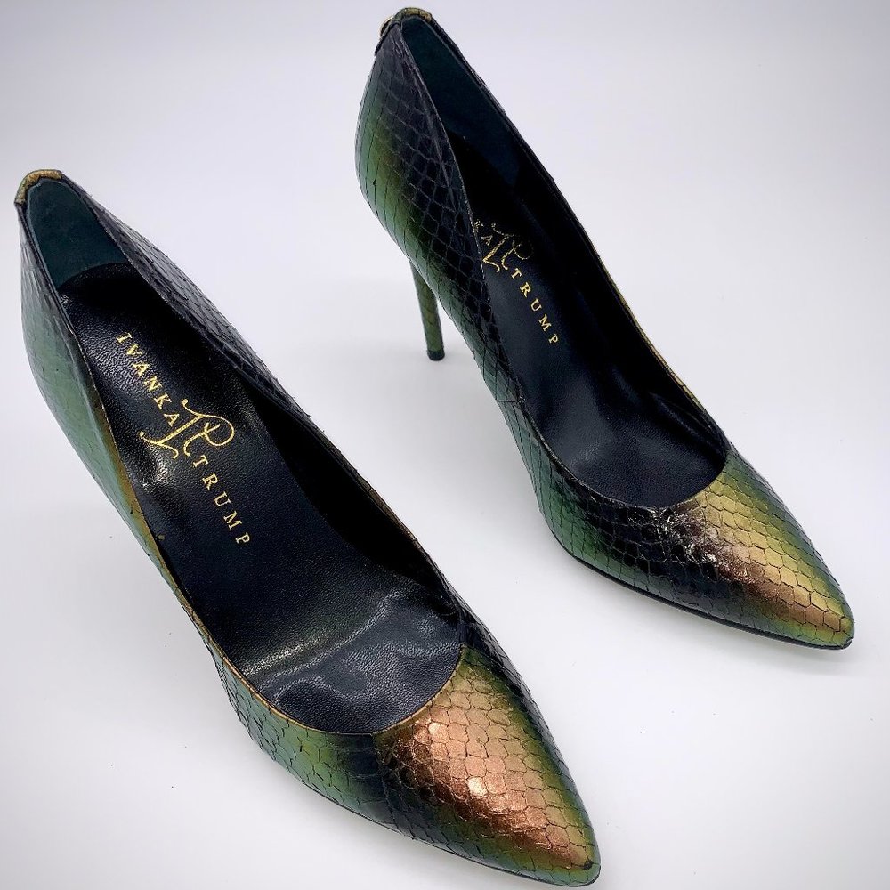 IVANKA TRUMP Kayda Iridiscent pointy stilettos Sz6